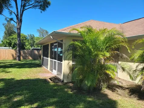 790 SW Hibiscus Street Port St Lucie FL 34983