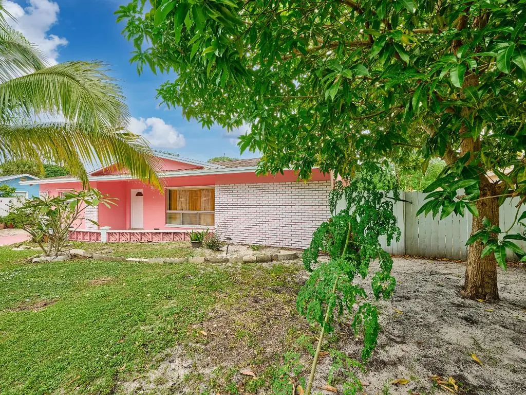 1010 S B Street Lake Worth Beach FL 33460