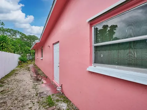 1010 S B Street Lake Worth Beach FL 33460