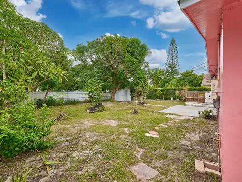 1010 S B Street Lake Worth Beach FL 33460