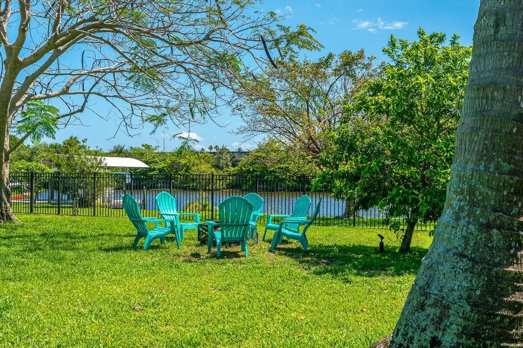 1124 Carambola Circle West Palm Beach FL 33406