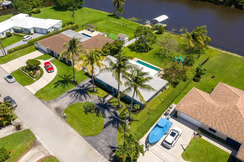 1124 Carambola Circle West Palm Beach FL 33406