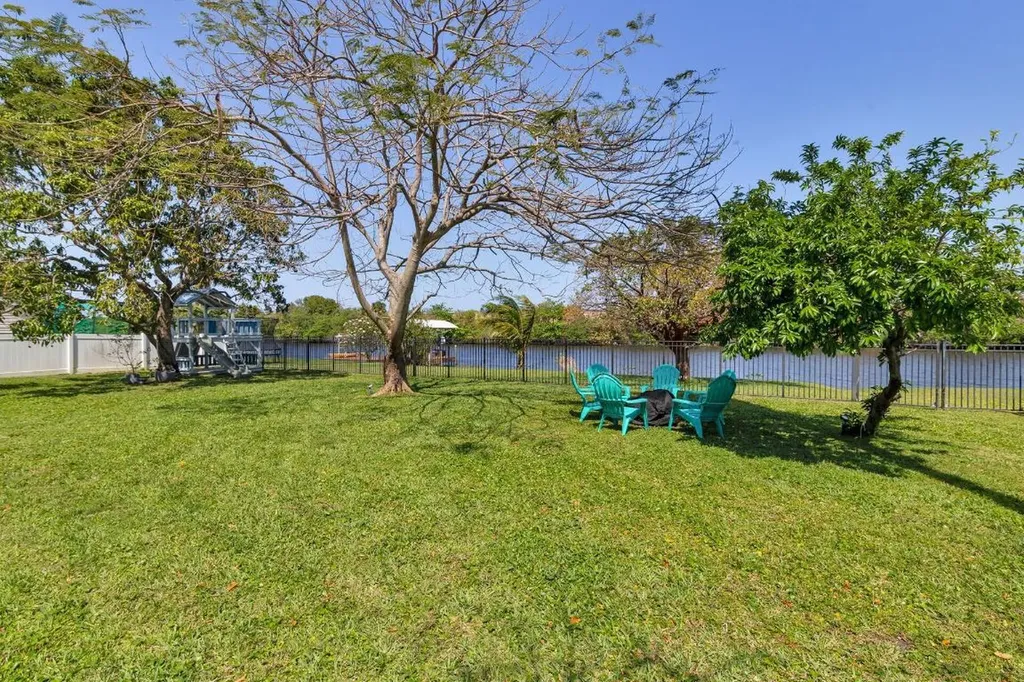 1124 Carambola Circle West Palm Beach FL 33406