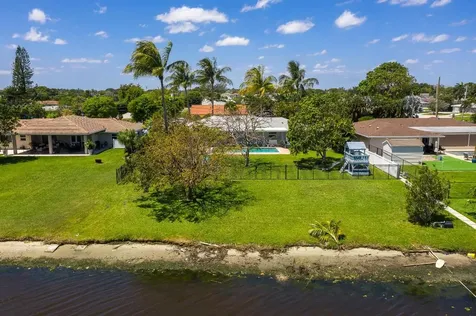 1124 Carambola Circle West Palm Beach FL 33406