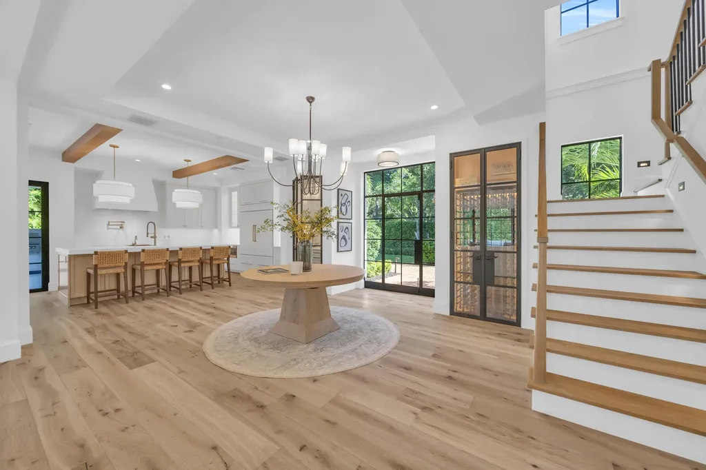 44 S Beach Road Jupiter Island FL 33455