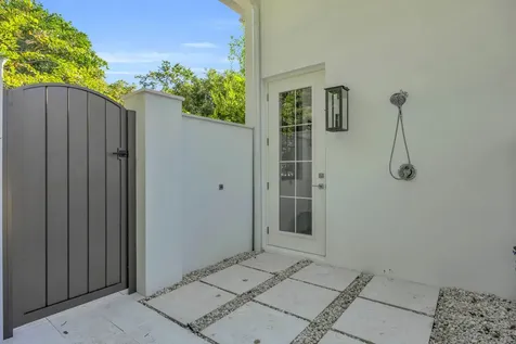 44 S Beach Road Jupiter Island FL 33455