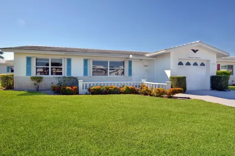 2384 SW 9th Avenue Boynton Beach FL 33426