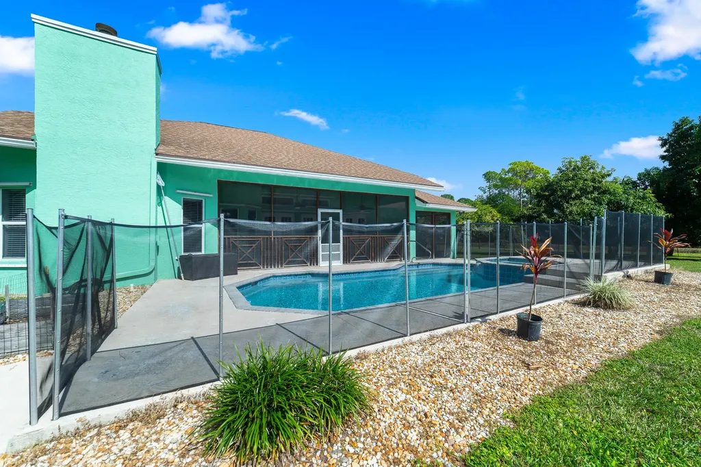 15742 75th Lane N Loxahatchee FL 33470