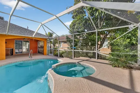3282 SE West Snow Road Port St Lucie FL 34984