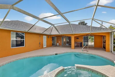3282 SE West Snow Road Port St Lucie FL 34984