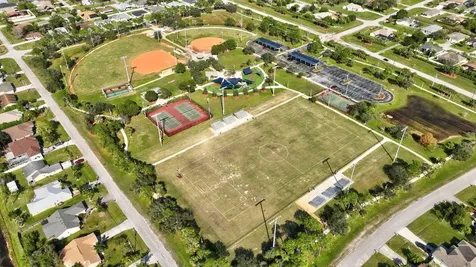 3282 SE West Snow Road Port St Lucie FL 34984