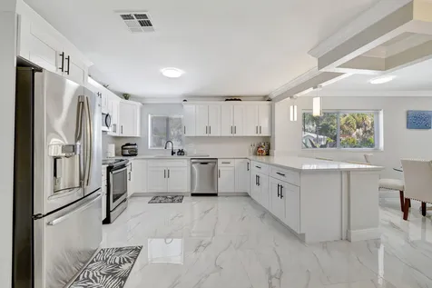 1911 Cypress Avenue Fort Pierce FL 34949