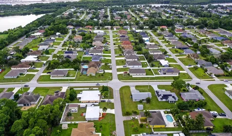 1682 SW Lofgren Avenue Port St Lucie FL 34953