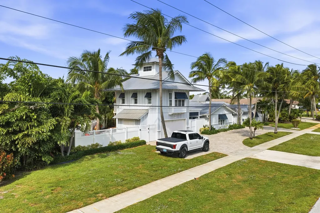 649 Anchorage Drive North Palm Beach FL 33408