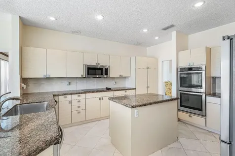4879 Bocaire Boulevard Boca Raton FL 33487