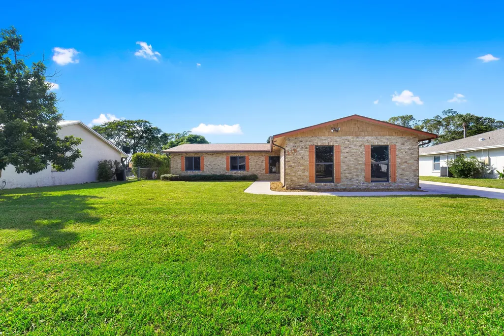 215 Sandpiper Avenue Royal Palm Beach FL 33411