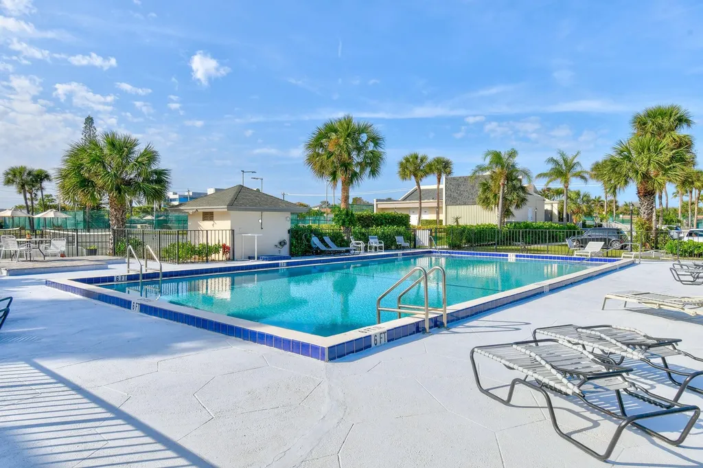 1605 S Us Highway 1 Jupiter FL 33477