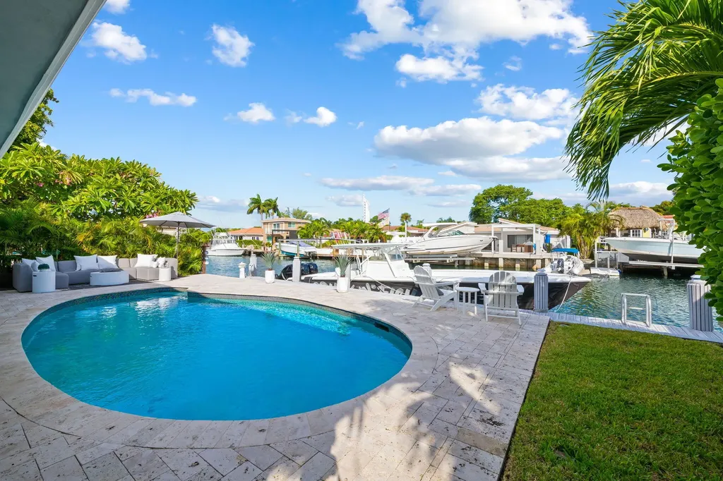 2331 SE 14th Street Pompano Beach FL 33062