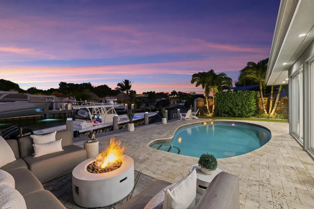 2331 SE 14th Street Pompano Beach FL 33062