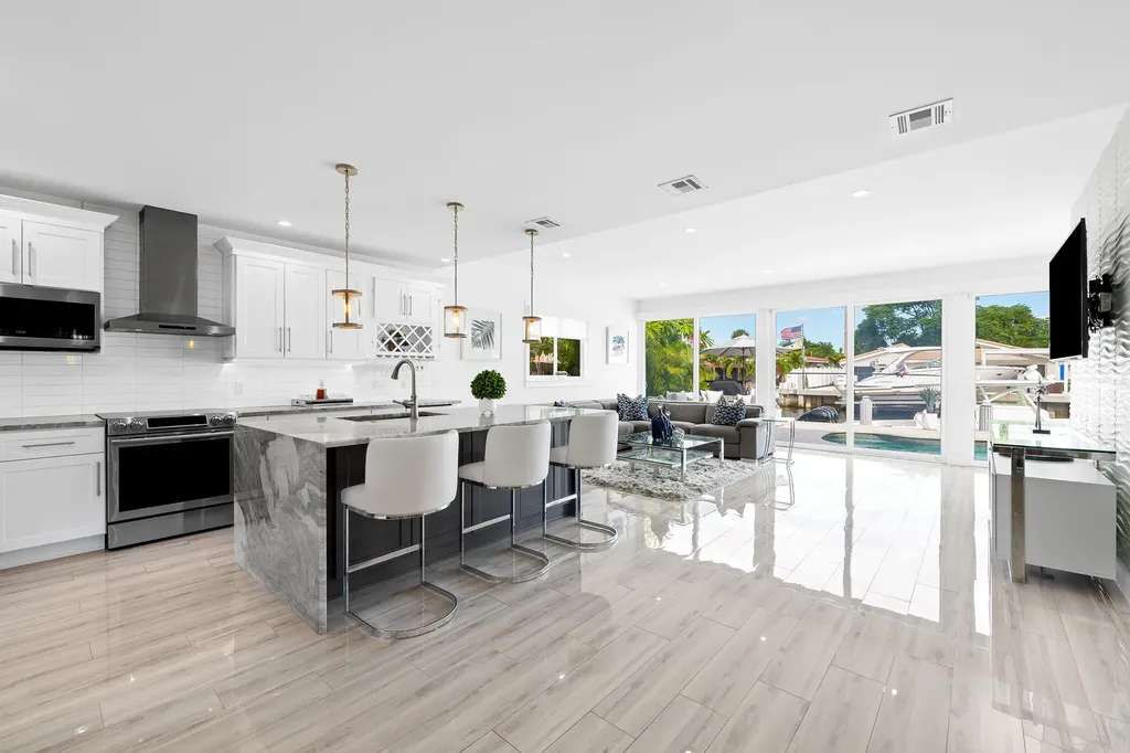 2331 SE 14th Street Pompano Beach FL 33062