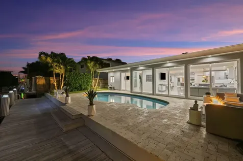 2331 SE 14th Street Pompano Beach FL 33062