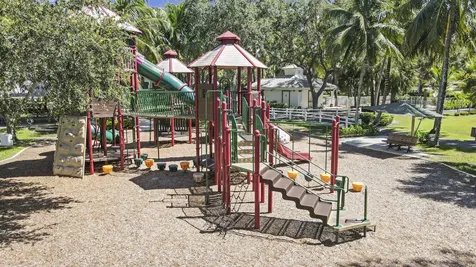 4 Garden Street Tequesta FL 33469
