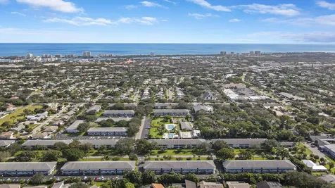 4 Garden Street Tequesta FL 33469
