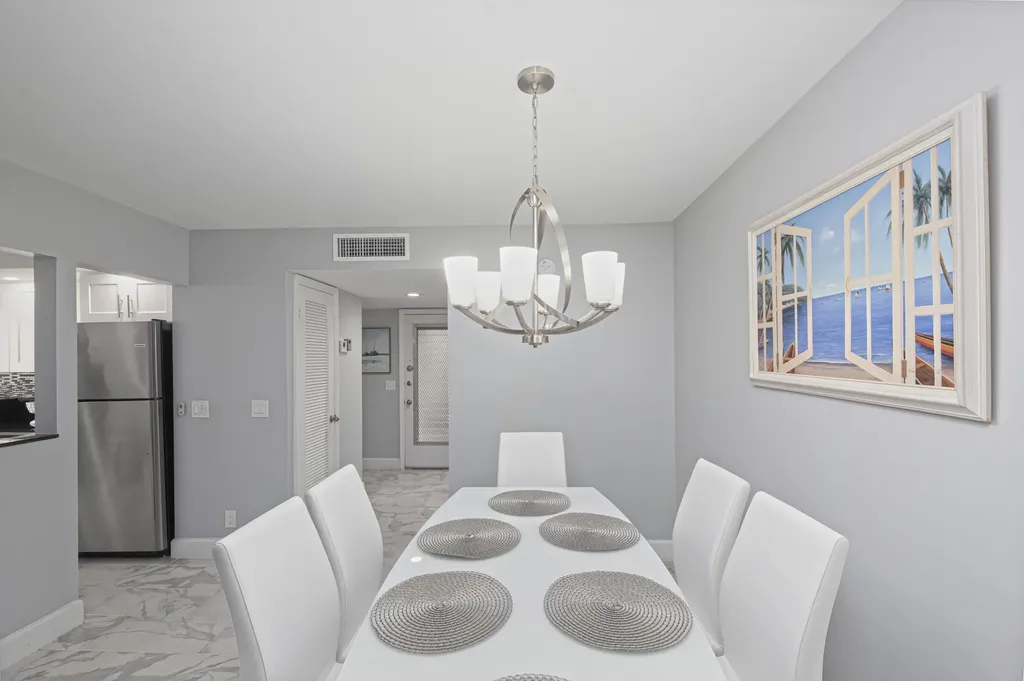 153 Capri D Delray Beach FL 33484