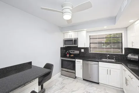 153 Capri D Delray Beach FL 33484