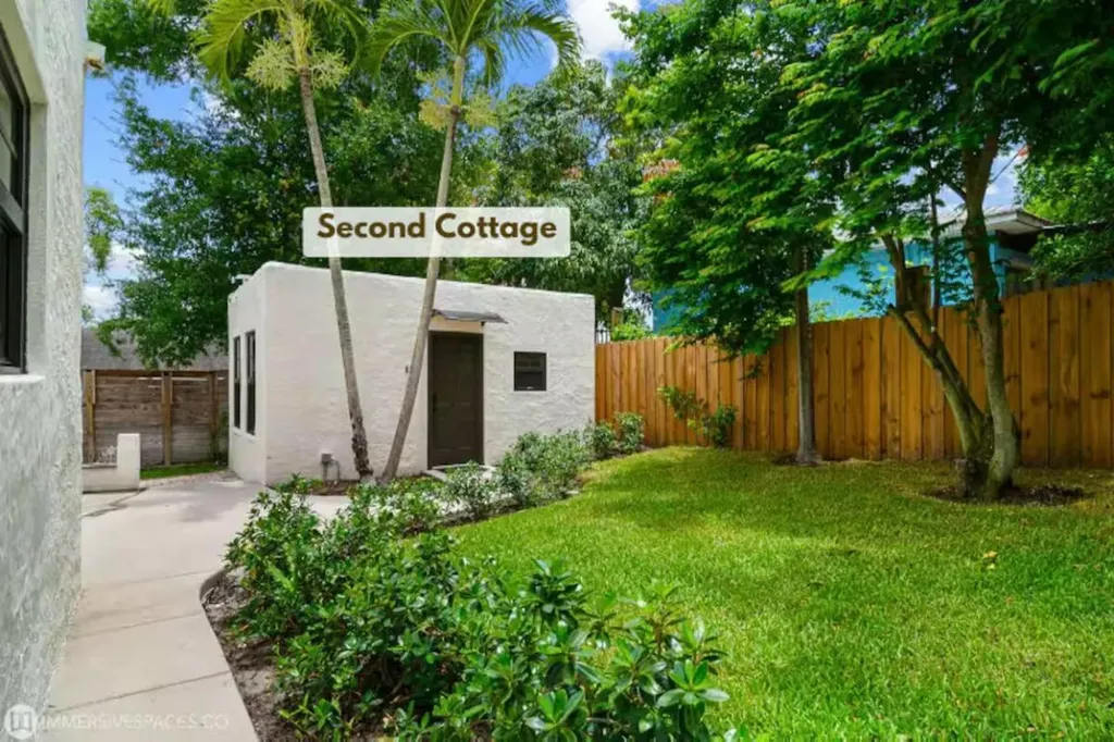 828 35th Street West Palm Beach FL 33407