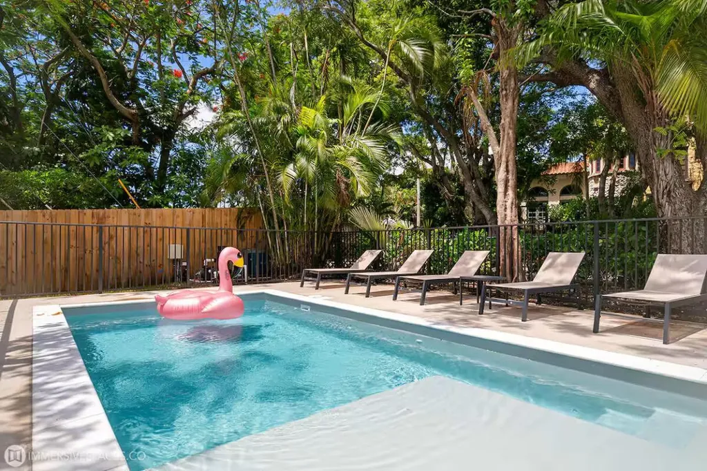 828 35th Street West Palm Beach FL 33407