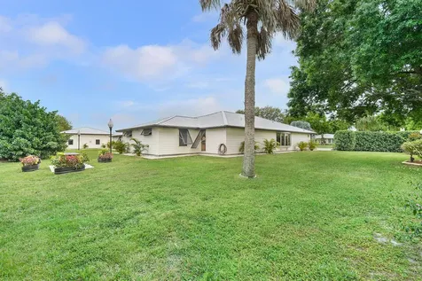 3504 Fontaneda Avenue Fort Pierce FL 34947