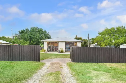 3504 Fontaneda Avenue Fort Pierce FL 34947