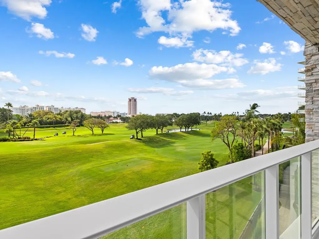 210 SE Mizner Boulevard Boca Raton FL 33432