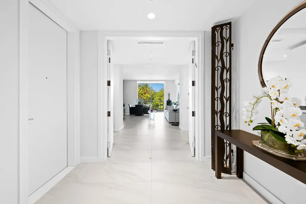 210 SE Mizner Boulevard Boca Raton FL 33432