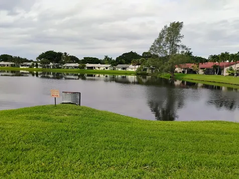 51 Mayfair Lane Boynton Beach FL 33426