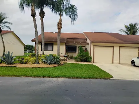51 Mayfair Lane Boynton Beach FL 33426