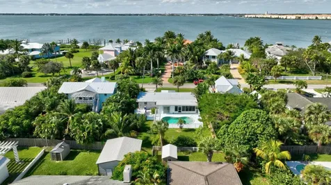 1120 Fernandina Street Fort Pierce FL 34949