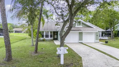 1437 SE Rivergreen Circle Port St Lucie FL 34952