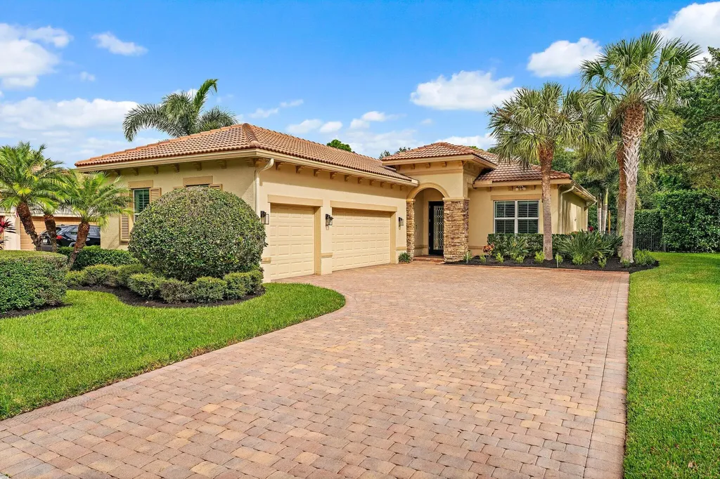 8337 SW Marin Drive Stuart FL 34997