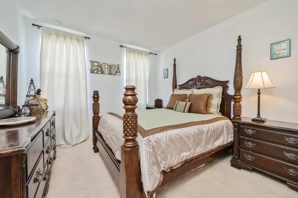1998 NW Cataluna Circle Port St Lucie FL 34986