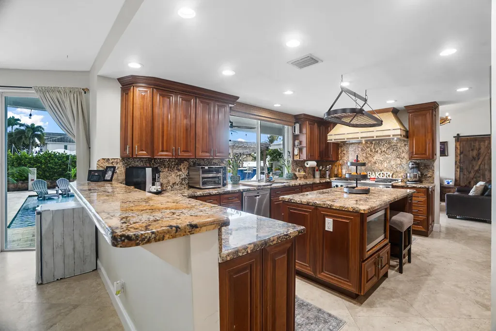 5798 NE 7th Avenue Boca Raton FL 33487