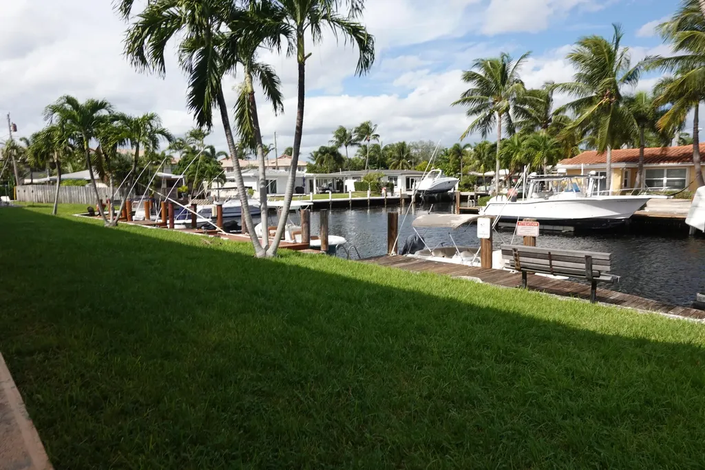 301 E Mcnab Road Pompano Beach FL 33060