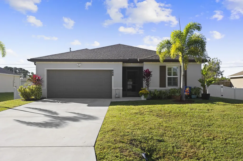 514 SW Kabot Avenue Port St Lucie FL 34953