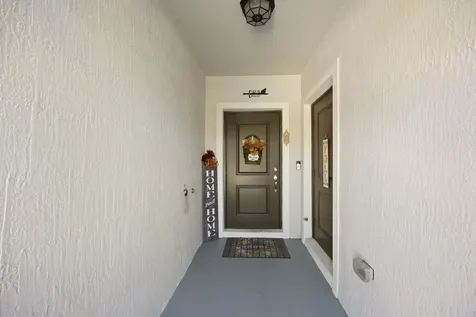 514 SW Kabot Avenue Port St Lucie FL 34953