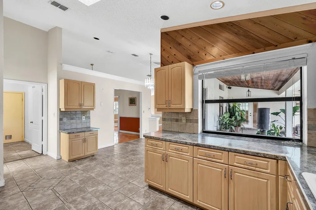 4377 NW 88th Terrace Coral Springs FL 33065