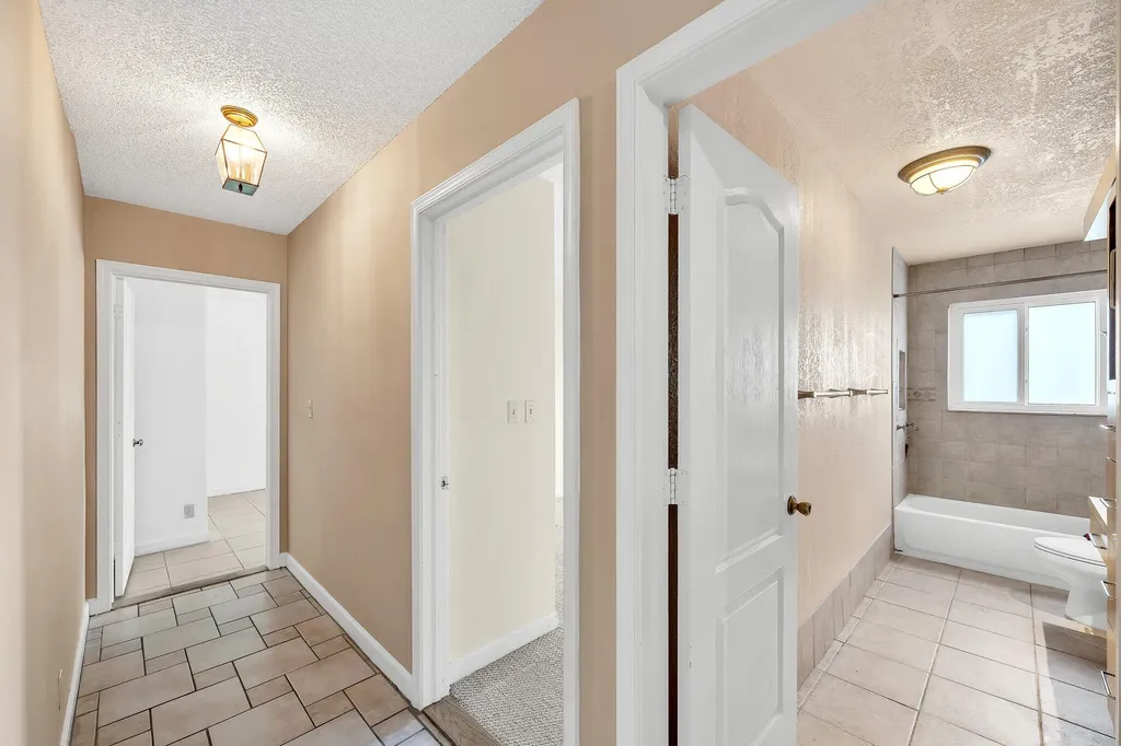 4377 NW 88th Terrace Coral Springs FL 33065