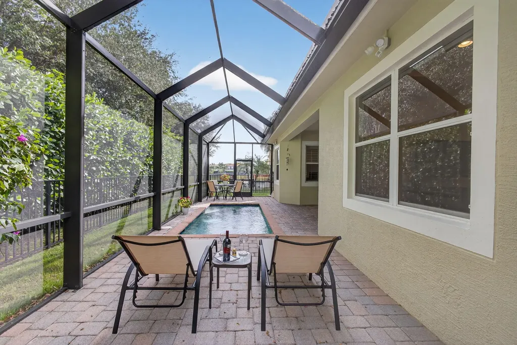 12081 Aviles Circle Palm Beach Gardens FL 33418