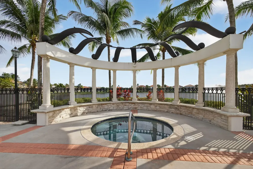 12081 Aviles Circle Palm Beach Gardens FL 33418