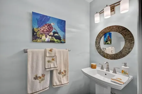 221 Canterbury Drive W Palm Beach Gardens FL 33418